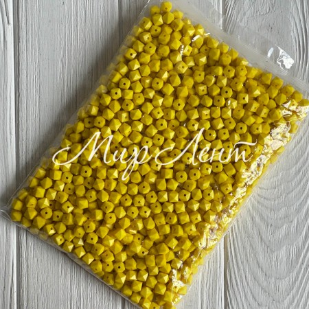 Намистина гранована кубовидна, 10 мм, жовта, упаковка 500 г