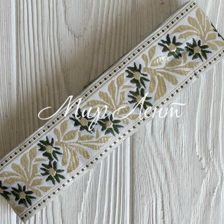 Тесьма вышиванка (барвинок), 5 см, оливково-бежевый на молочном, рулон 9 м