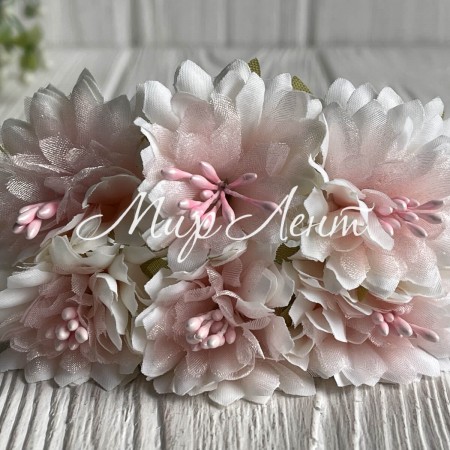 Хризантема тканевая с фатином, 4 см, бело-розовая, упаковка 48 шт.