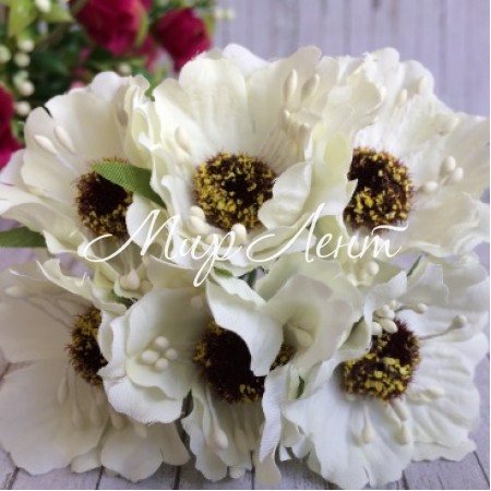 Мак, 4 см, молочный, упаковка 60 шт.