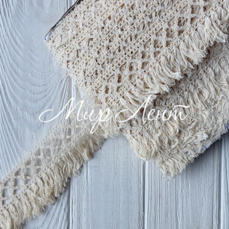 Кружево вязаное с бахрамой (D30260), молочное, 5,7 см, рулон 23 м