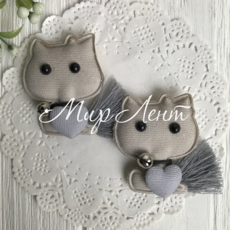 Аплікація тканинна котик з сердечком, 5 см, кавовий, упаковка 20 шт.