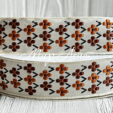 Стрічка з вишивкою (D19832), 2,5 см, молочно-коричнева, рулон 23 м