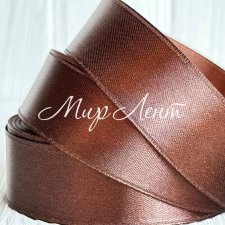 Атлас 2,5 см, молочный шоколад, рулон 33 м