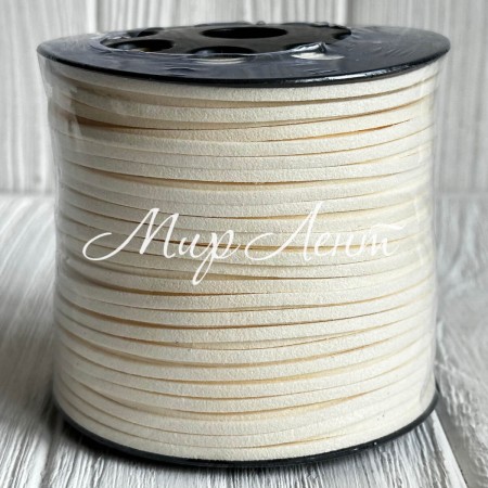 Кожаный шнур, 0,26х1,4 см, молочный, рулон 90 м 