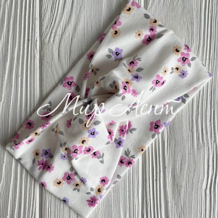 Повязка турецкий трикотаж (малютка), 17х9 см, белая с розово-лиловыми цветочками, шт. 