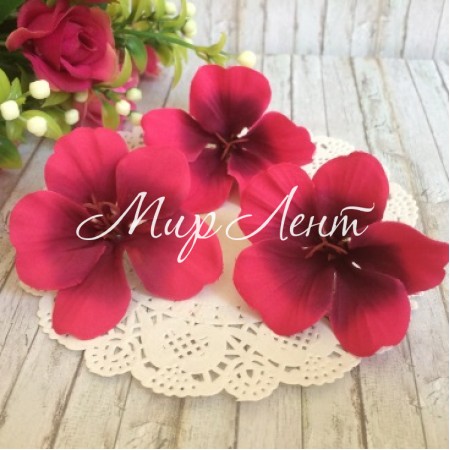 Бутон гортензии, 5 см, бордово-малиновый, упаковка 100 шт.