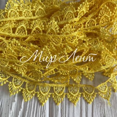 Кружево макраме "Софи", 1,8 см, желтое, рулон 9 м