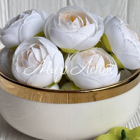 Бутон ранункулюса, 4 см, белый, упаковка 25 шт.