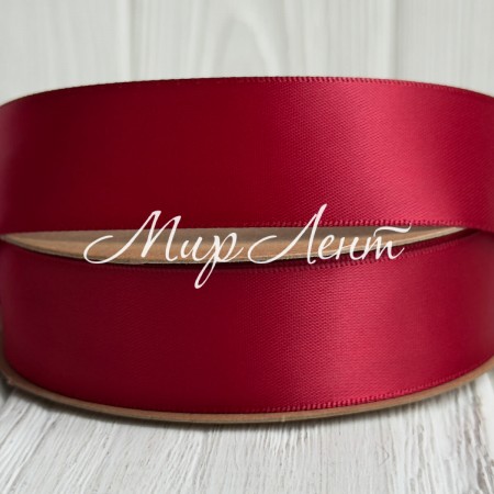 Двусторонняя атласная лента New (премиум), 2,5 см, сангиновая, рулон 23 м