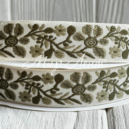 Лента с вышивкой (D19825), 2,5 см, молочно-оливковая, рулон 23 м