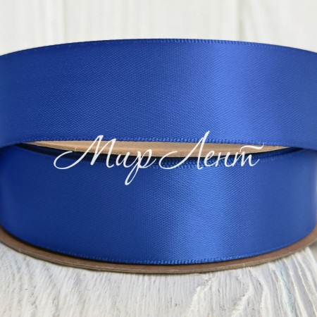 Двусторонняя атласная лента New (премиум), 2,5 см, темно-синяя, рулон 23 м