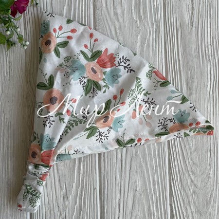 Котоновая косынка с цветами, 24х25 см, бело-коралловая, шт.