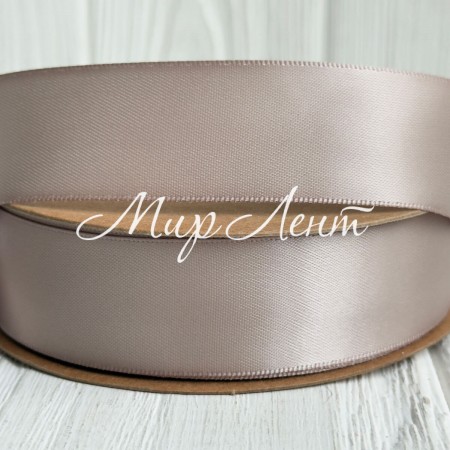 Двусторонняя атласная лента New (премиум), 2,5 см, серо-коричневая, рулон 23 м