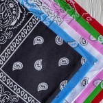 Косынка с узором 