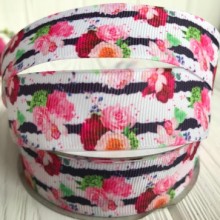 Репс 2,5 см, розово-бордовые розы, белый с черной полосой, рулон 23 м