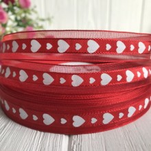 Органза с сердечками, 1,5 см, красный с белыми сердцами, рулон 45 м