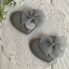 Аппликация тканевая сердечко с бантом, 4,5х4 см, серый, упаковка 20 шт.