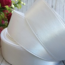 Атлас 2,5 см, белый, рулон 33 м