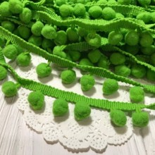 Тесьма помпончики, 1,1 см, ярко-зеленый, моток 20 ярдов (18,5 м)