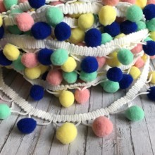 Тесьма с помпонами (big), 1,5 см, светло-розовый-тифанни-нежно-желтый, моток 28 ярдов Тесьма с помпонами (big), 1,5 см, светло-розовый-тифанни-нежно-желтый, моток 28 ярдов