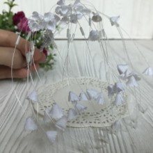 Веточка-висюлька с бусинками, 25 см, белый, пучек 10 шт.