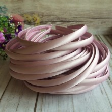 Обруч пластик в атласі, 1 см, світло-рожевий, упаковка 30 шт.