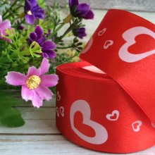 Атлас 4 см, сердечка большие, красный, рулон 45 м