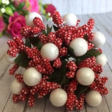 Веточка красная с белыми ягодками, упаковка 12 пучков (144 шт.)