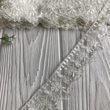 Кружево органзовое цветок-листик, 3,8 см, молочное, рулон 9 метров