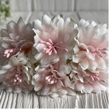 Хризантема тканевая с фатином, 4 см, бело-розовая, упаковка 48 шт.