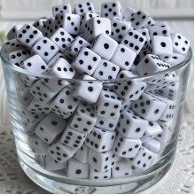 Бусина игровой кубик, 10 мм, белый, упаковка 500 г