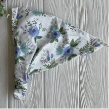 Котоновая косынка с цветами, 24х25 см, бело-голубая, шт.