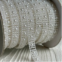 Лента-бусинка (AA007), молочный, 9 мм, катушка 25 м