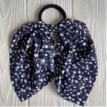 Резинка Твилли с перемычкой в цветочек, 25 см, сапфировая с белым, шт.