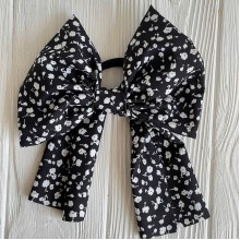 Резинка Твилли большой бант в цветочек, 16 см, черная с белым, шт.