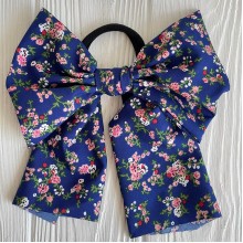 Резинка Твилли большой бант в цветочек, 16 см, темно-синяя, шт.