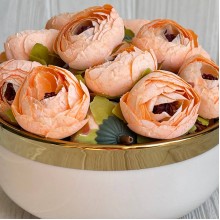 Бутон ранункулюса (пластиковая основа), 4 см, персиково-бордовый, упаковка 25 шт.