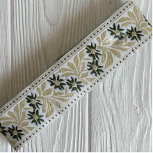 Тесьма вышиванка (барвинок), 5 см, оливково-бежевый на молочном, рулон 9 м