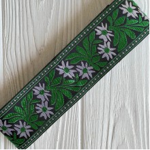 Тесьма вышиванка (барвинок), 5 см, бело-зеленый на черном, рулон 9 м