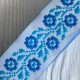 Тесьма вышиванка (средняя), 3,3 см, с вышитыми синими розами на белом, рулон 9 м
