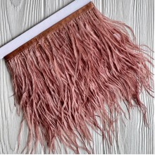 Тесьма из страусиных перьев, 10-15 см, мокко, рулон 2 м Тесьма из страусиных перьев, 10-15 см, мокко, рулон 2 м