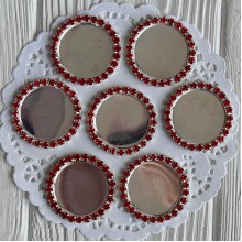 Металическая крышечка со стразами, 3,2 см, красная, упаковка 100 шт.