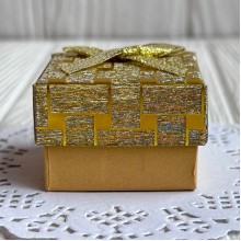 Коробочка для украшений квадратная, 4,5х4,5х3 см, золото, узор с парчовым бантиком, 1 шт.