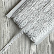 Кружево вязаное Мия (D30069), 1,2 см, белое, рулон 45 м