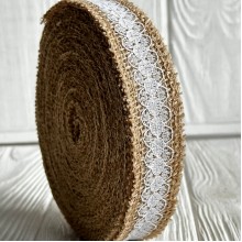 Лента-мешковина с кружевом Амели, 2,5 см, натуральная с белым, рулон 10 м