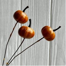 Гарбуз маленький на проволоці, 3 см, темно-жовтий, упаковка 100 шт.