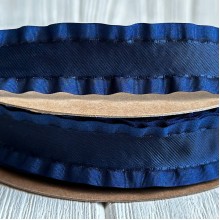 Лента-рюша, 2,5 см, сапфировая, рулон 23 м Лента-рюша, 2,5 см, сапфировая, рулон 23 м