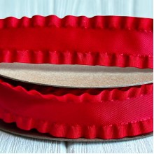 Лента-рюша, 2,5 см, красная, рулон 23 м Лента-рюша, 2,5 см, красная, рулон 23 м