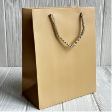 Подарочный пакет "М", 23х18х10 см, бежевый, упаковка 12 шт.